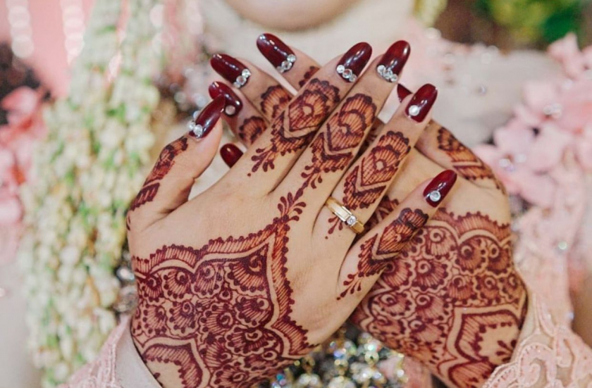 Seni Henna Rumah Dekorasi